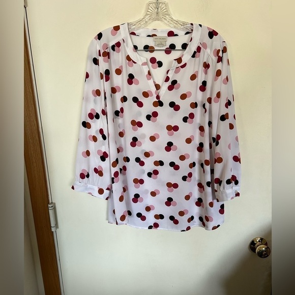 Van  Heusen large polka dot pop over blouse - Picture 1 of 11